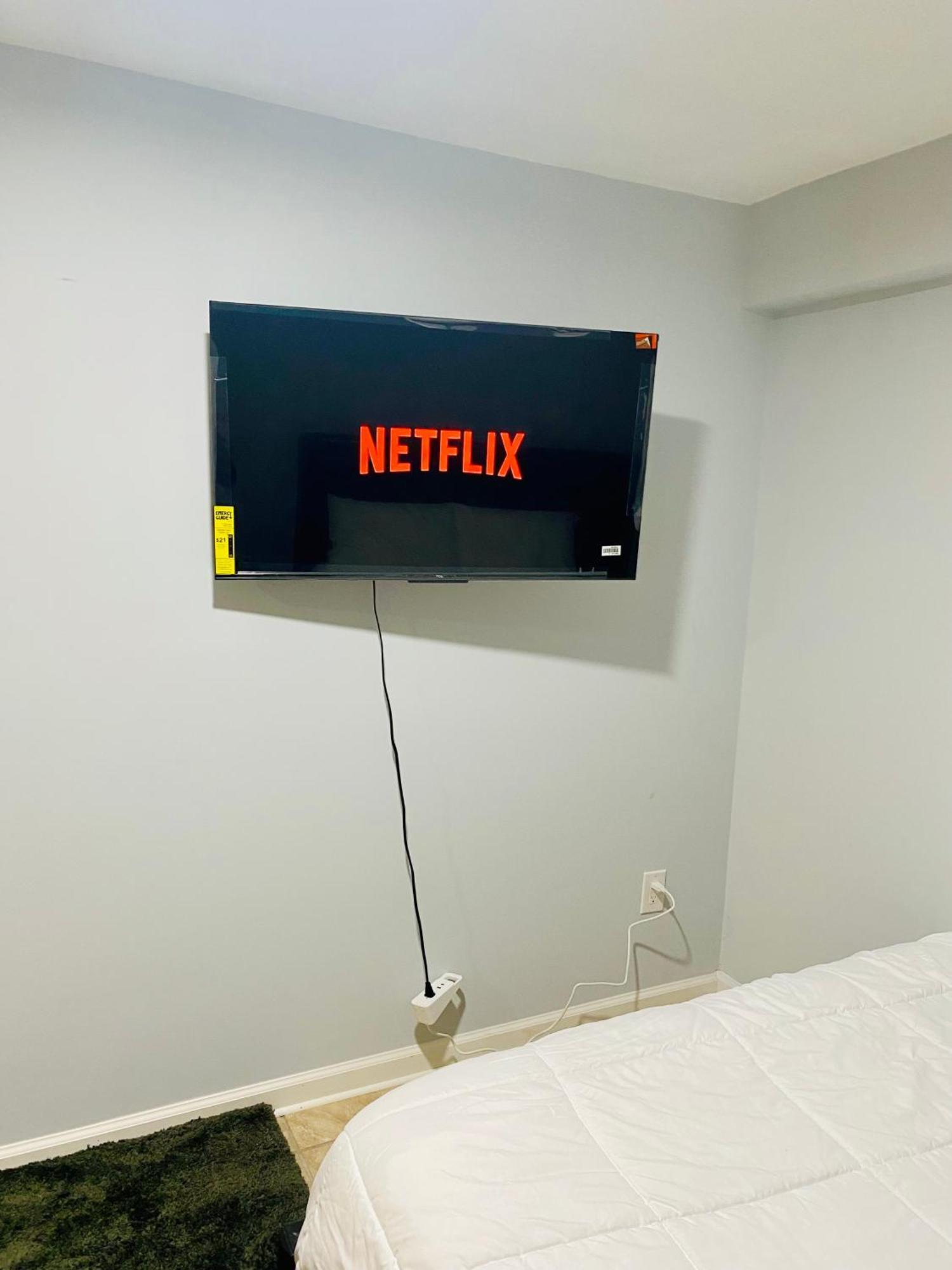 2 Bedroom Lower Level Unit 1 & Half Bath Md #1 Laurel